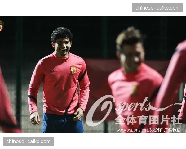 战前动态：国米加练定位球防守，重点演练针对弗拉霍维奇的盯人